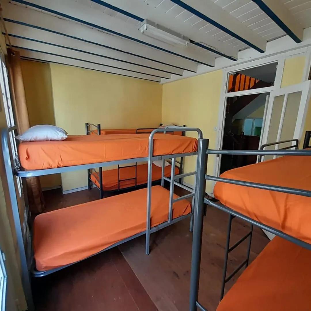 Casa De Peregrinos La Concha II Hostel กูดีเยโร ภายนอก รูปภาพ