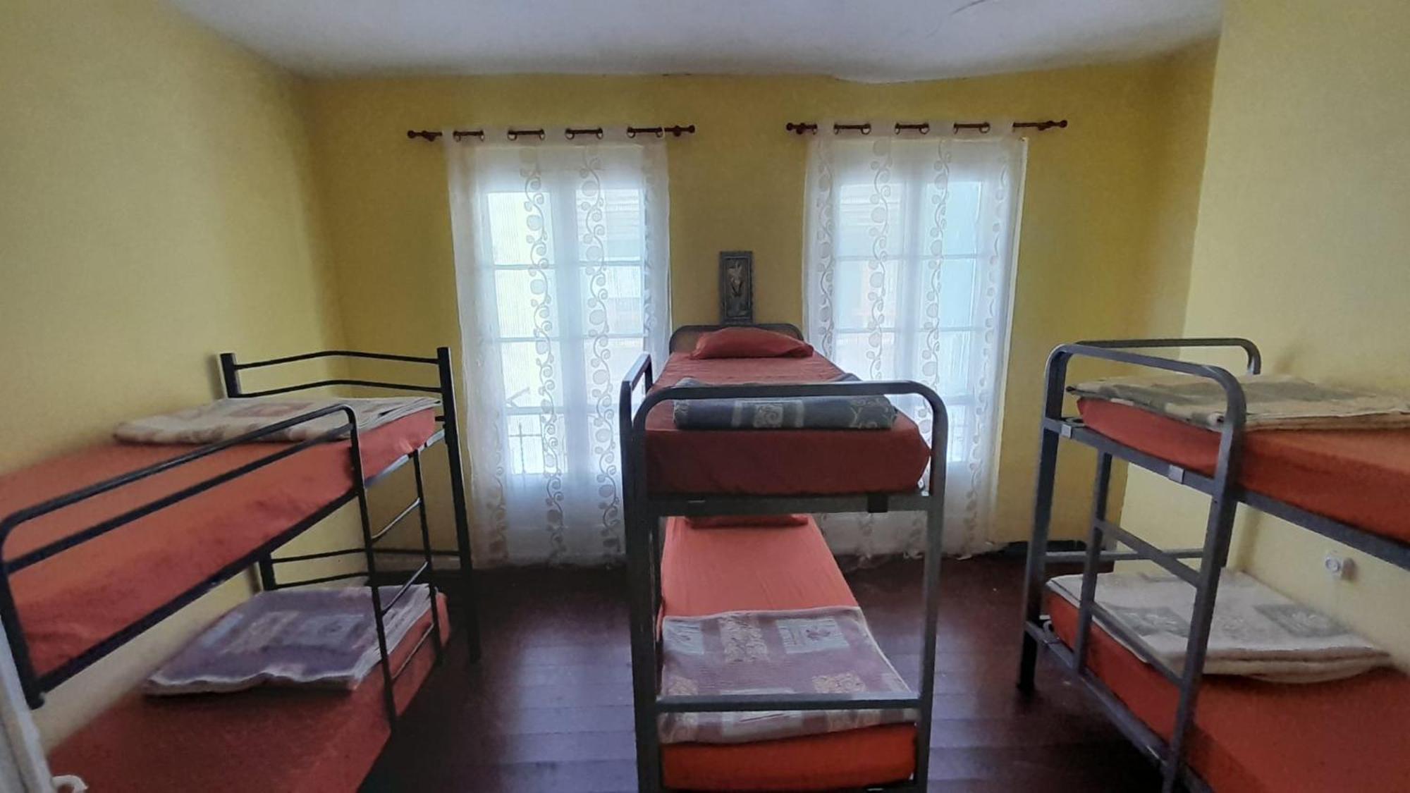 Casa De Peregrinos La Concha II Hostel กูดีเยโร ภายนอก รูปภาพ