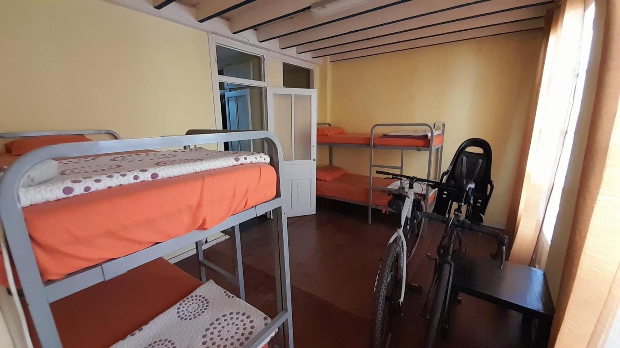 Casa De Peregrinos La Concha II Hostel กูดีเยโร ภายนอก รูปภาพ